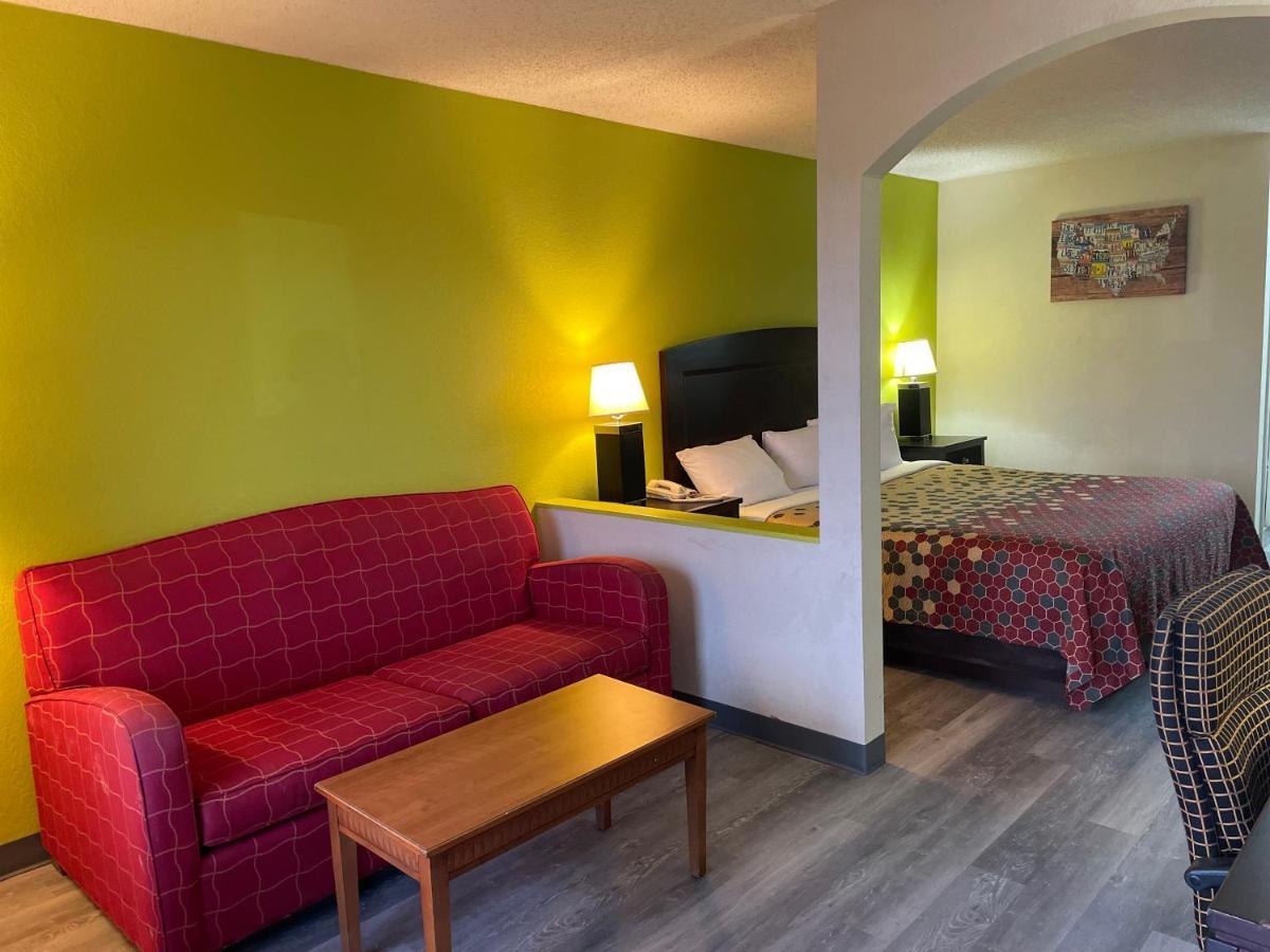 Econo Lodge Inn & Suites Sweetwater I-20 Εξωτερικό φωτογραφία