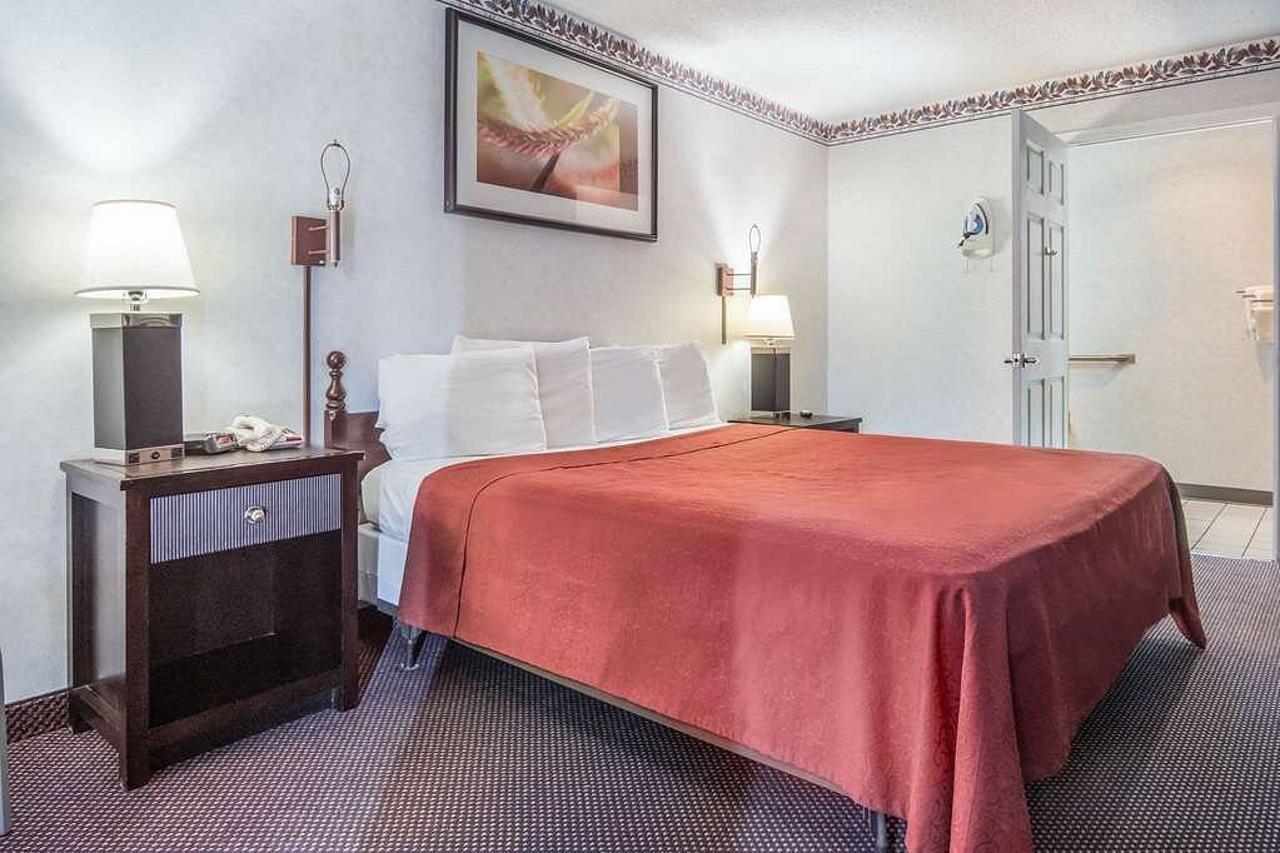 Econo Lodge Inn & Suites Sweetwater I-20 Εξωτερικό φωτογραφία