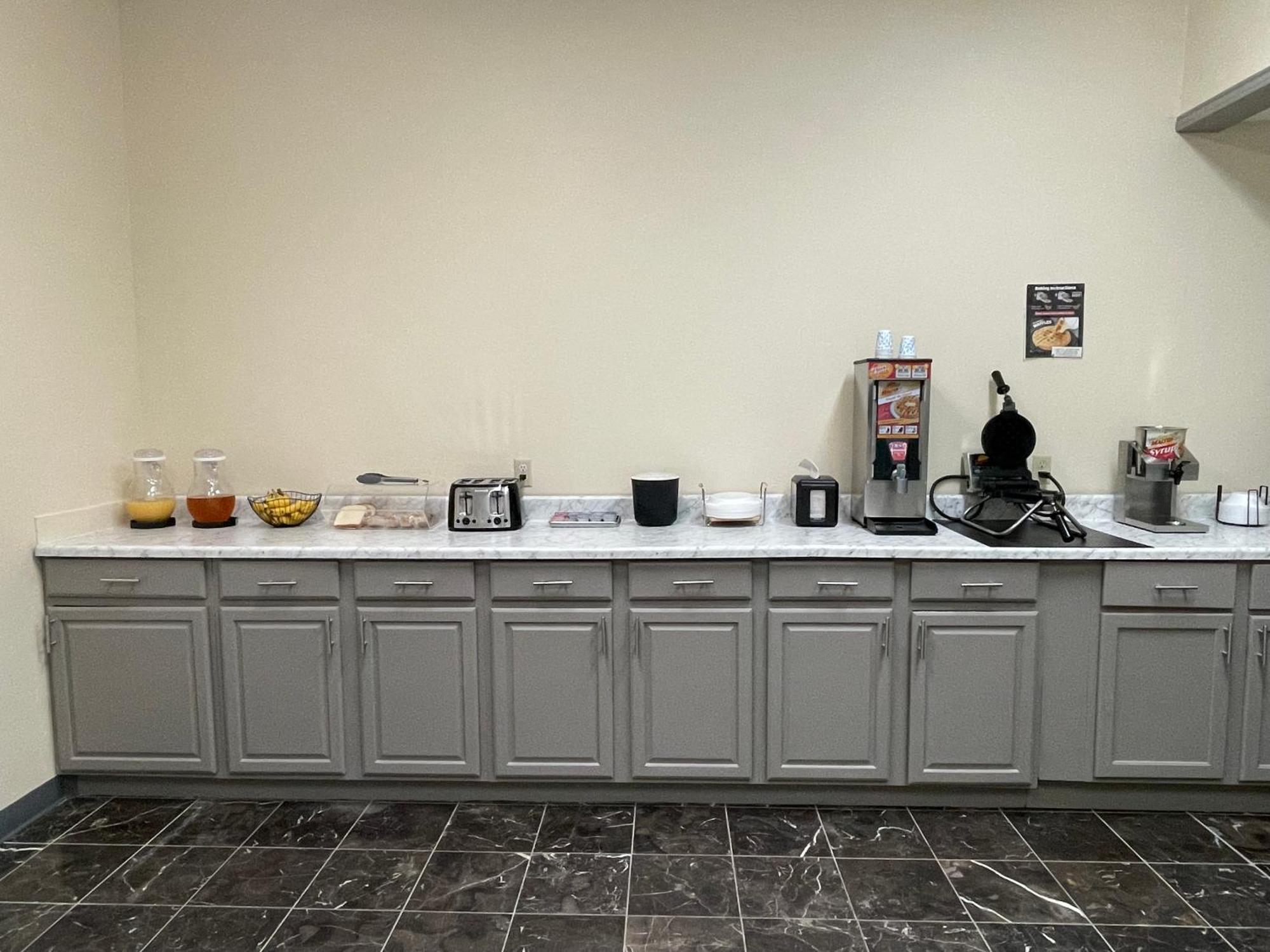 Econo Lodge Inn & Suites Sweetwater I-20 Εξωτερικό φωτογραφία