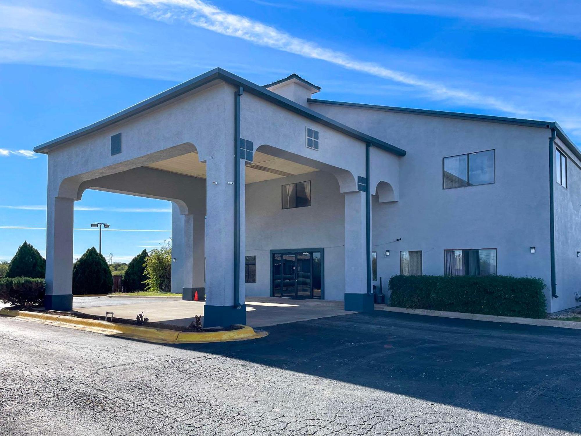 Econo Lodge Inn & Suites Sweetwater I-20 Εξωτερικό φωτογραφία